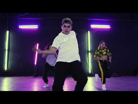No te debi besar - Paloma Mami, C. Tangana / Erick Tavera