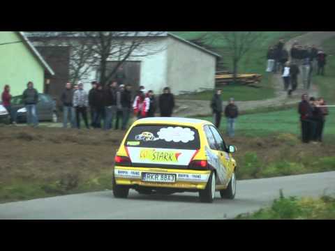 Jasielski Rajd Niepodległości 2013 - Rafał Smyka / Anna Turek - Renault Clio