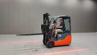 ذات ثلاث عجلات رافعة شوكي Toyota 8FBE16T | صورة 4 - Machineryline