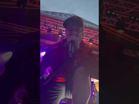 Máme tu fanoušky pecky Vstávej? ???? Tady máte kousek z koncertu v Hlinsku! ????#vstavej