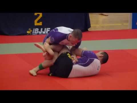 Gavin See vs Peter Appelquist - IBJJF European Open No-Gi 2012 - Purple Master - Heavy