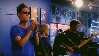 Architecture in Helsinki - Escapee (Live at Amoeba)