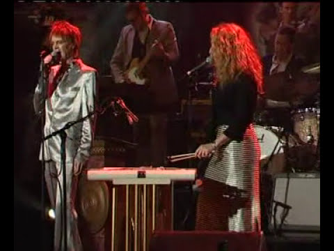 Clare Moore & Jeff Duff - Sorrow (Live on RocKwiz)