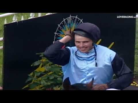 2004 Gr.1 NZ Derby - Xcellent & Michael Coleman
