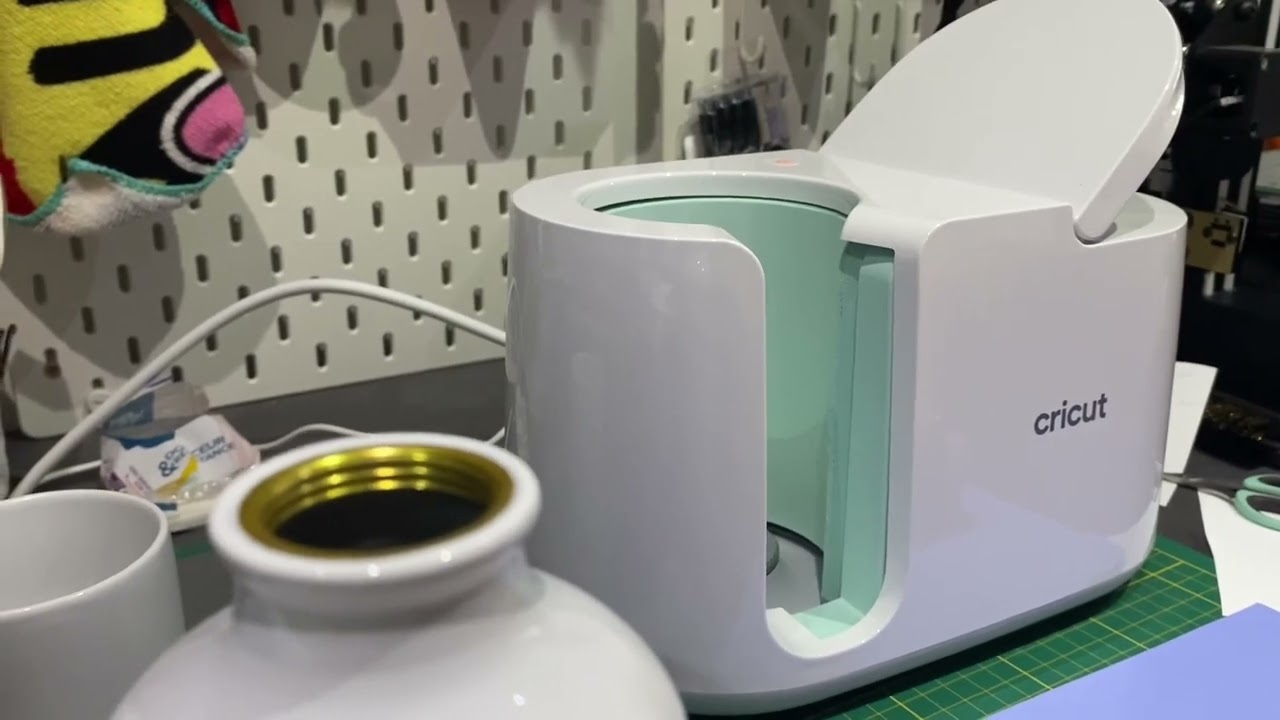 Sublimer tout type de support avec la cricut mug press