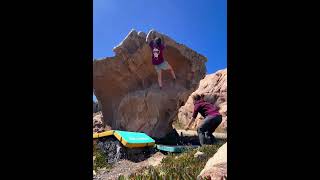 Video thumbnail of Moai, 6b. La Maddalena