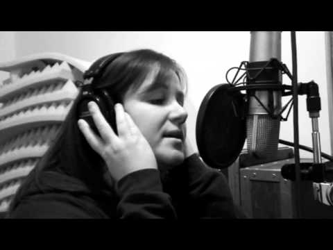 NESSY - ROŽNAT JE DAN