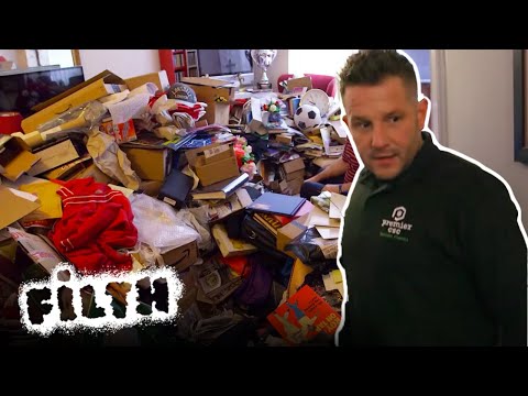 Cleaners STUNNED At Trashed Home | Call The Cleaners | Filth