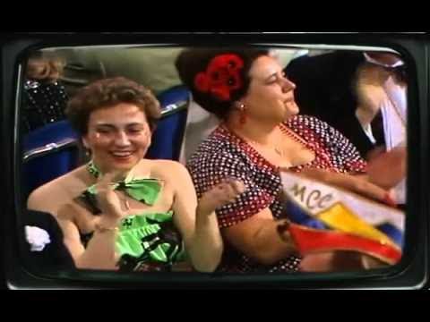 Rudi Zörns als Wirtin aus der Pfalz bei Mainz bleibt Mainz, wie es singt und lacht 1975