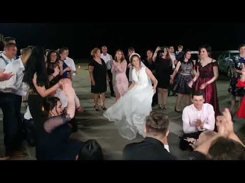 Distractie  la Moraresti cu formatia MODERN-Tel : 0741068162 / 0766751805