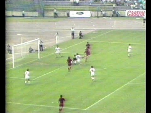 Steaua-Dinamo, 1988 Cup final - the final. Hagi pass, Balint goal disallowed. Commentary by Dumit...