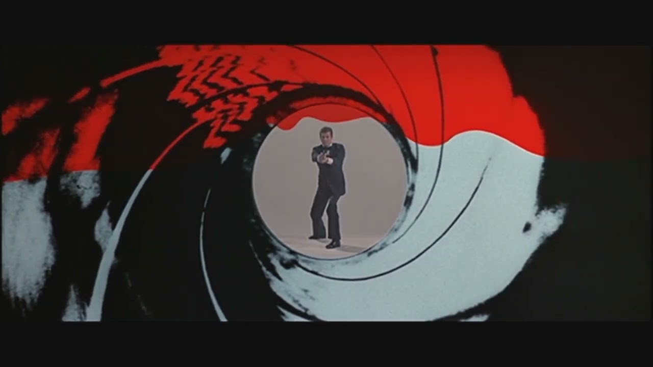 Compilation Gun Barrel - Roger Moore (1973 - 1985)