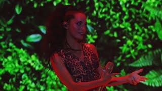 Lali ft. Pabllo Vittar - Caliente (Brava Tour en Vivo en el Luna Park)