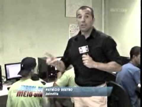 Clipagem Jornal do Meio Dia - RIC Record - 01/11/2013 - Informática para Surdos