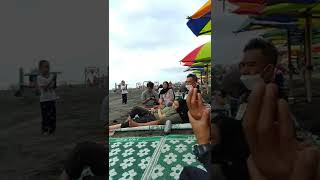 Download lagu Parangtritis, hepi weekend gais !!! #wisata #pantai #parangtritis #jogja mp3