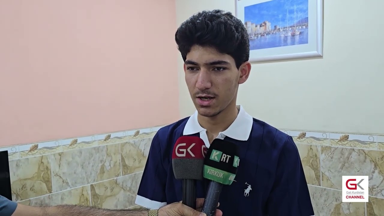 ڤیدیۆ | ی.ن.ك خەڵات بەسەر خوێندكارە یەكەمەكانی خورماتوودا دابەشدەكات