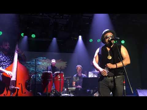 Zé Eduardo e Max de Castro - Nem Vem Que Não Tem