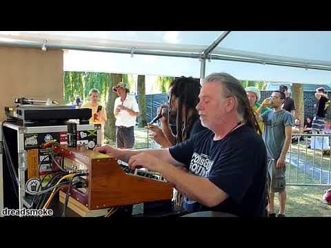 SELASSIE I SOUNDZ ft Lyrical Benjie - some rub a dub (digital) @ Inna Yard Festival (nl) 300618