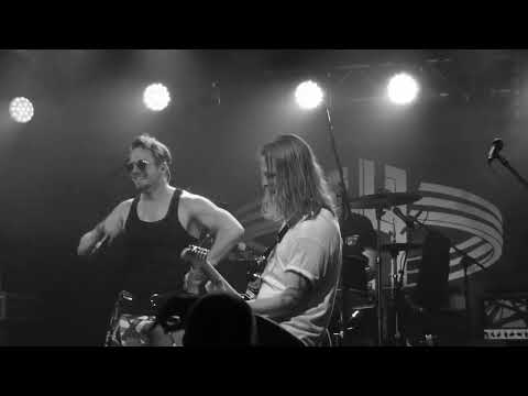 FUN HALEN - VH Tributeband - Hot for Teacher LIVE @ Musiktheater Rex Bensheim 28.04.23