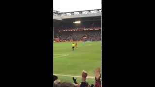 preview picture of video 'Coutinho's amazing goal - Liverpool FC vs Manchester City FC 1st March 2015 FT 2-1 view from th'