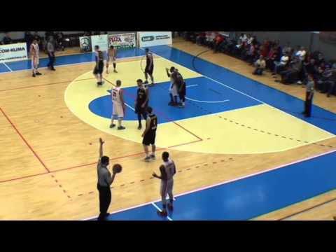 Bernard Thompson - DUNK vs BK Inter Bratislava