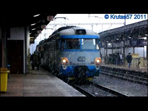 ČD 451.032+031 - Os12137, Praha-Holešovice, 27.1.2011