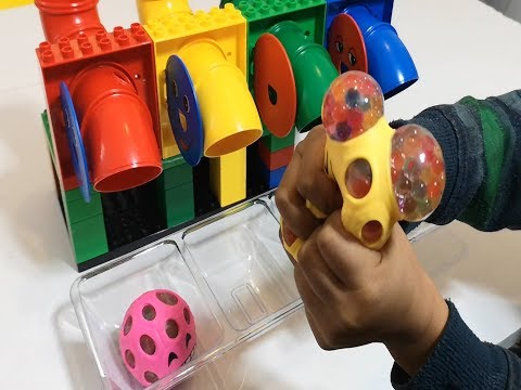 Bubble, Building Blocks Toys,Tube Slide Build and Play for Kids, Bubble, pipe, and Squishy Balls Video