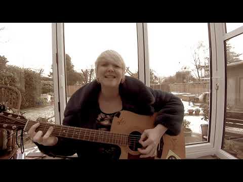 Gloria Gaynor - I am what I am Acoustic Cover