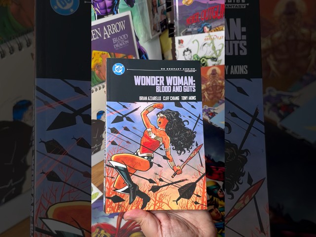 Vídeo relacionado con Wonder Woman: Blood and Guts: DC Compact Comics Edition