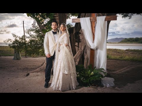 Mateo & Neesha's Tropical Paradise Wedding in Costa Rica
