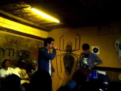 Estratos Social vs Caphhun  "Ataque de Rimas"  - Batallas en Trujillo.