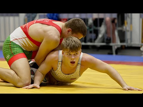 U17 Dominik Szilagyi (HUN) vs Benediktas Bubelevicius (LTU) 80kg. Greco-roman boys youth wrestling.