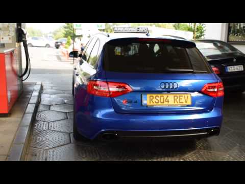 audi RS4 accelerating and start-up!!!