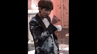 [MPD직캠] 방탄소년단 정국 직캠 피 땀 눈물 BTS JungKook Blood Sweat & Tears Fancam @엠카운트다운_161013