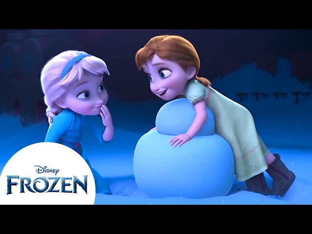 Vídeo relacionado con Disney Frozen Conjunto de Pijama de niña Azul | Camiseta y pantalón Corto Frozen para Niño | Diseño de Aventura Helada | Mercancía Oficial pequeñas Princesas de Hielo