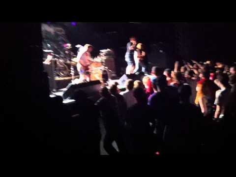 Misery Signals - A Victim, A Target/Nothing (live @ The Intersection)