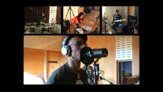 Fito y Fitipaldis grabando en estudios.mpg