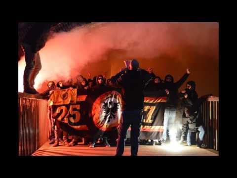 Royal Football Club Malinois - Moeskroen (Corteo - Vijfentwintig Zeven)