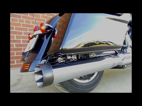 S&S Cycle  - Sidewinder 2 into 1 Exhaust for M8 H-D® Touring Models - dB Reducers Removed