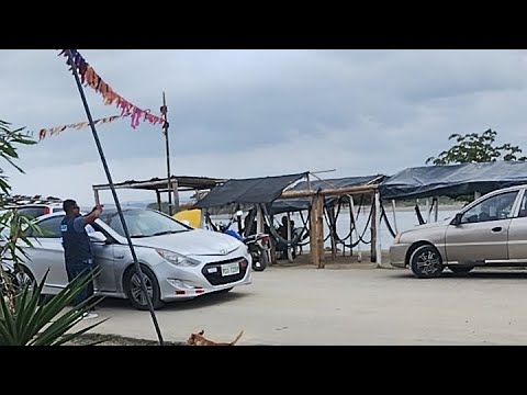 FERIA DE EMPRENDIMIENTO GASTRONOMICO EN LA BOCANA DEL RIO ATACAMES ESMERALDAS