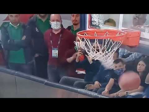 Mahir Agva'nın çalınmayan hücum faulü...