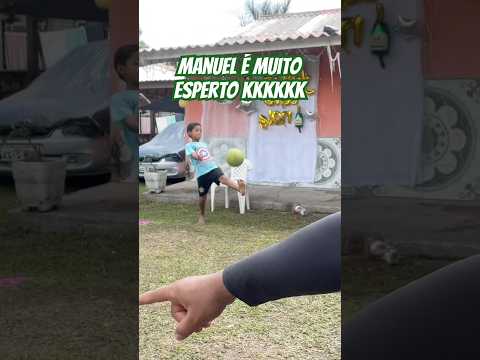 Manuel você é muito esperto kkkk😂😂⚽️⚽️ #futebol #manuel #fy #foryou #funnyvideo #viral