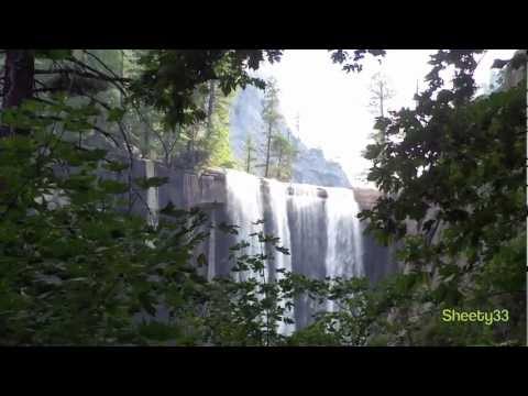 Hiking to Vernal Falls (HD)