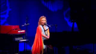 Tori Amos - Bells for Her (WTSF 2003)