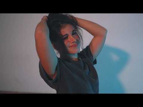 Roberta Martins - Billie Eilish - Ocean Eyes | Pin Up Pole Studio #EmCasa #CoreoPinUp