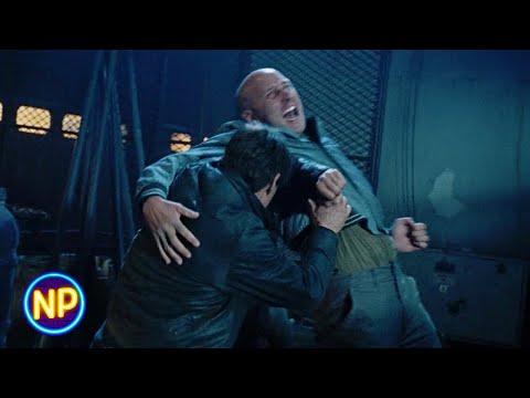 Neutralizing a Threat | Jack Reacher: Never Go Back