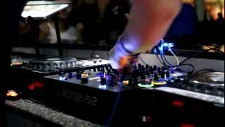 S.P.Y feat. MC Lowqui @ Ripping - Sun and Bass 03/09/2012 (Part 2/4)