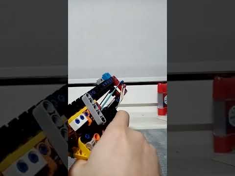 лего пистолет который я собрал за 20 мин(без инструкции)