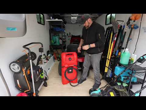 Hören Sie auf, Benzinkanister zu schleppen – rollen Sie Ihren Kraftstoff stattdessen 15 Gallonen ...