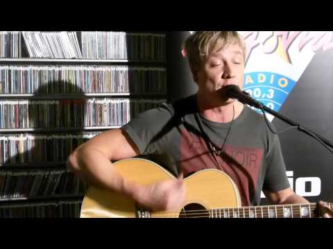 Sunrise Avenue - Lifesaver live (unplugged)